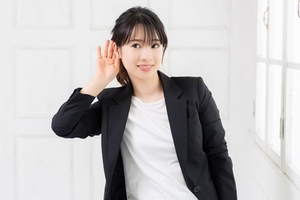 何度も聞き返されてしまう...声が小さい人必見！大きい声の出し方のコツ ｜話し方教室VOAT【日常会話コース】