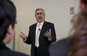 早口を克服する秘訣！効果的な話し方で自信を持とう！｜話し方教室VOAT