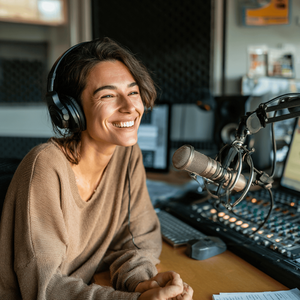 stand.fmで脱・無言地獄！会話が続く話し方テンプレ＆練習法｜話し方教室VOAT